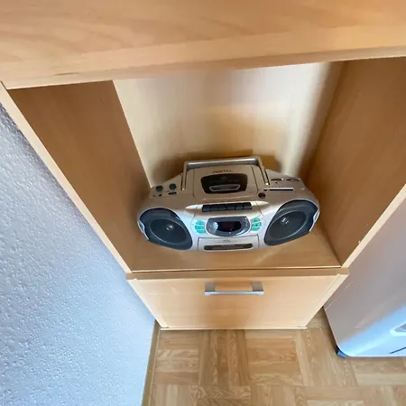 Mit Blick Auf Schloss Herkules Parkplatz Kostenlos